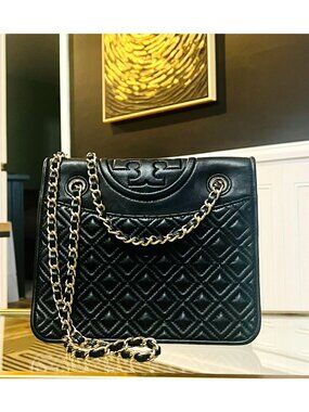 AUTHENTIC TORY BURCH BLACK FLEMING SHOULDER BAG